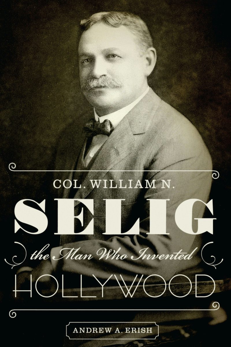 9780292742697.jpg?auto=format&